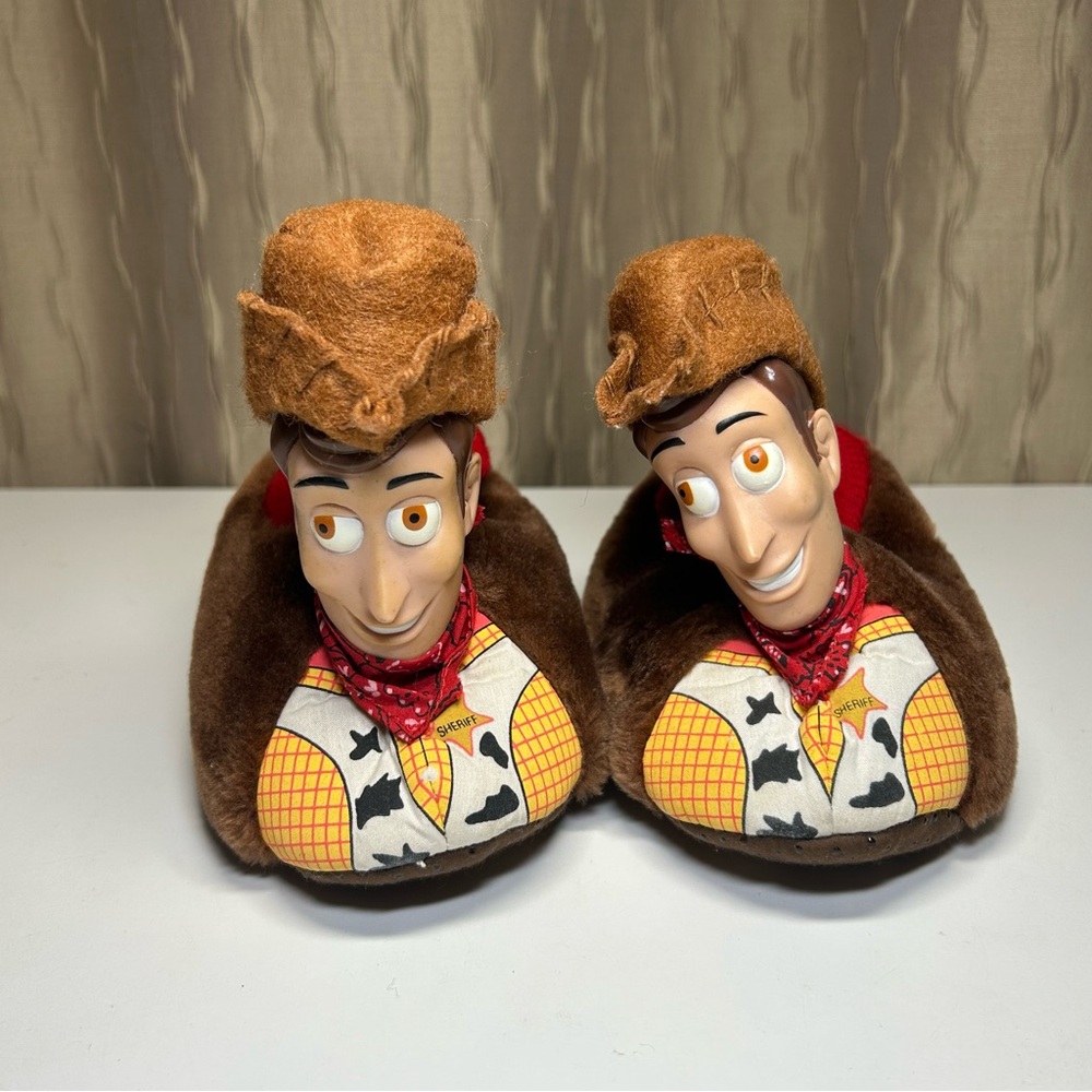 Vintage Disney Pixar Toy Story 2 Toddler 9-10 Hard Face Woody Brown Red